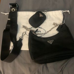 PRADA! Re-Edition 2005 nylon bag! :)